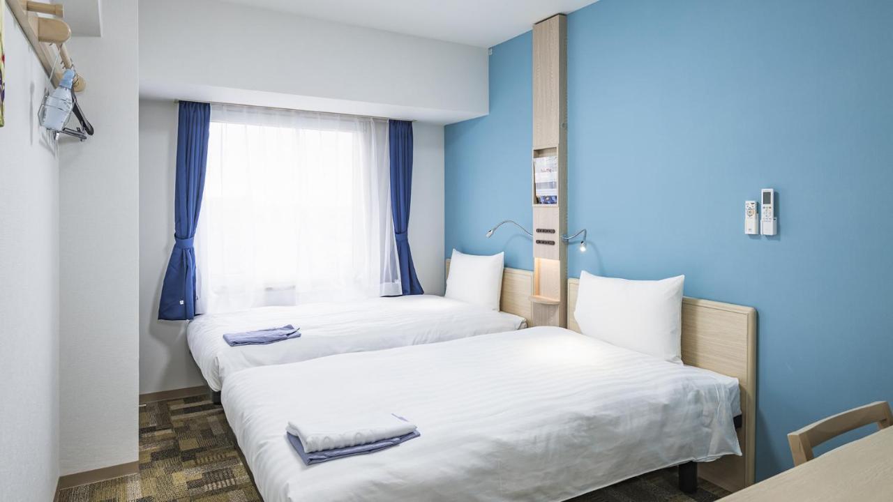 Toyoko Inn Kita-Asaka-Eki Nishi-Guchi Экстерьер фото