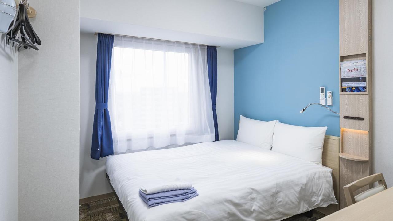 Toyoko Inn Kita-Asaka-Eki Nishi-Guchi Экстерьер фото